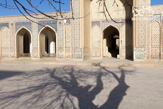 Inside the courtyard of the Kalyan Mosque