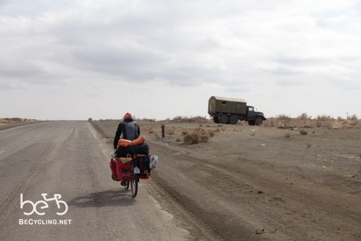 Road out of Nukus