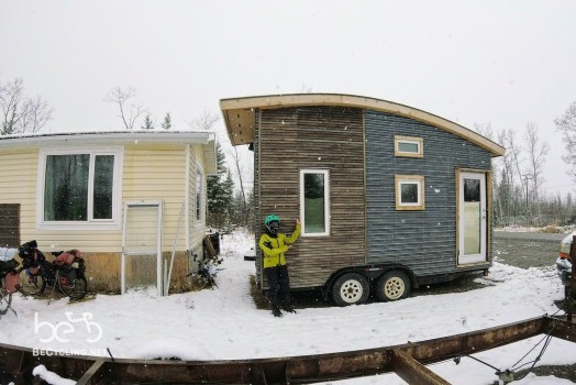"Tiny" mobile home