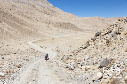 The very bad road of Kargush Pass, very rocky and sandy